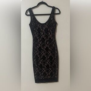 Ralph Lauren Elegant Black Lace Dress, size 2, perfect condition